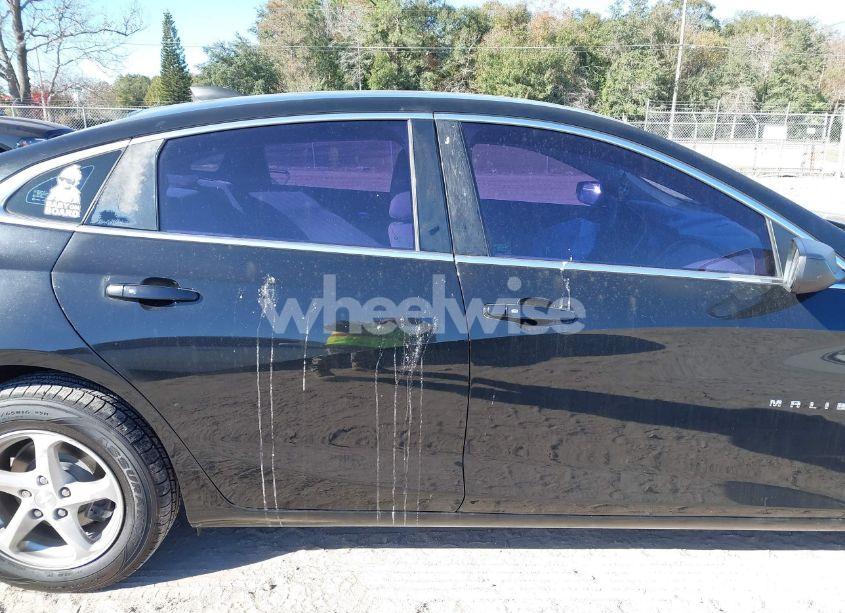 Photo 13 of 2017 Chevrolet Malibu LS (VIN 1G1ZB5ST8HF140417)