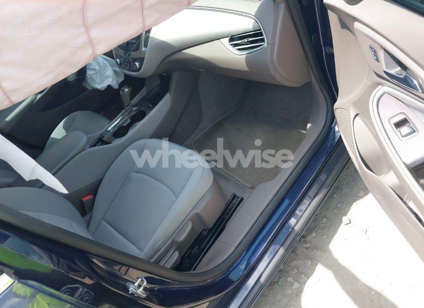 Photo 5 of 2017 Chevrolet Malibu LS (VIN 1G1ZB5ST8HF143818)