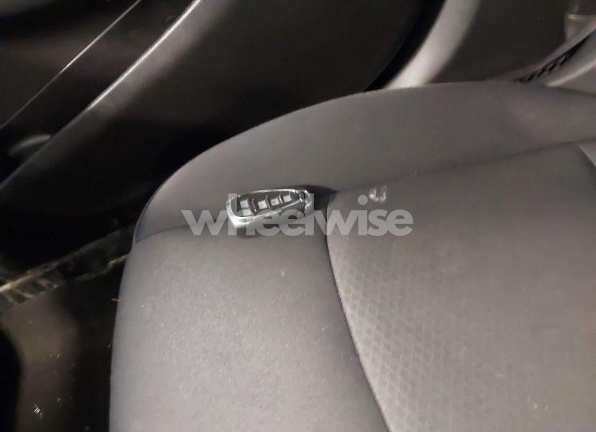 Photo 11 of 2017 Chevrolet Malibu LS (VIN 1G1ZB5ST8HF149344)