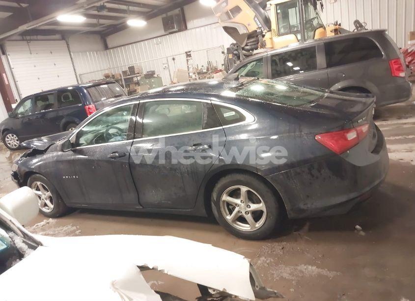 Photo 14 of 2017 Chevrolet Malibu LS (VIN 1G1ZB5ST8HF149344)