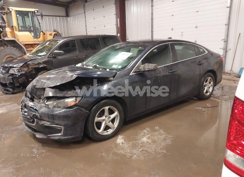 Photo 2 of 2017 Chevrolet Malibu LS (VIN 1G1ZB5ST8HF149344)
