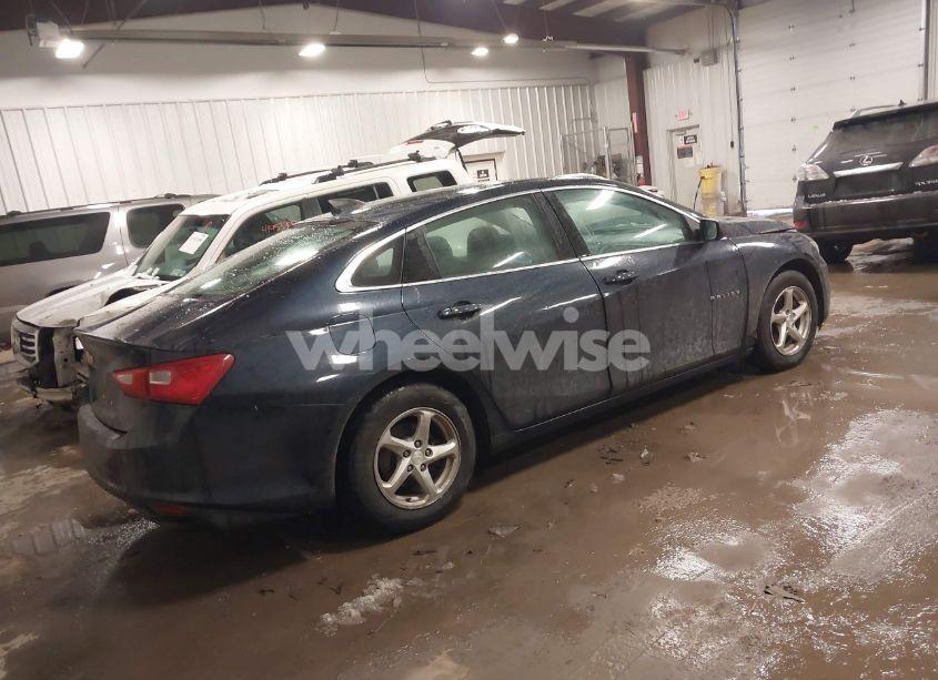 Photo 4 of 2017 Chevrolet Malibu LS (VIN 1G1ZB5ST8HF149344)