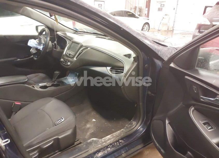 Photo 5 of 2017 Chevrolet Malibu LS (VIN 1G1ZB5ST8HF149344)