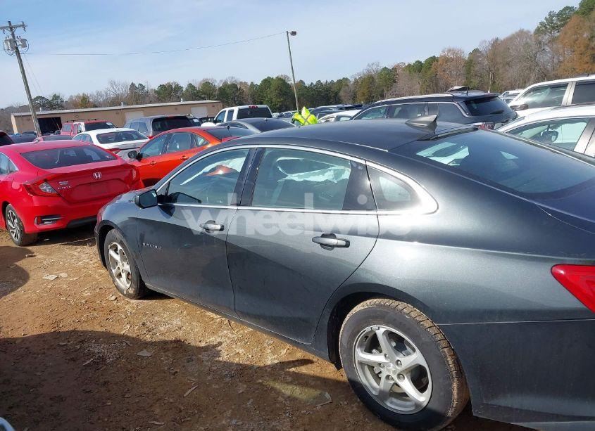 Photo 14 of 2017 Chevrolet Malibu LS (VIN 1G1ZB5ST8HF154849)