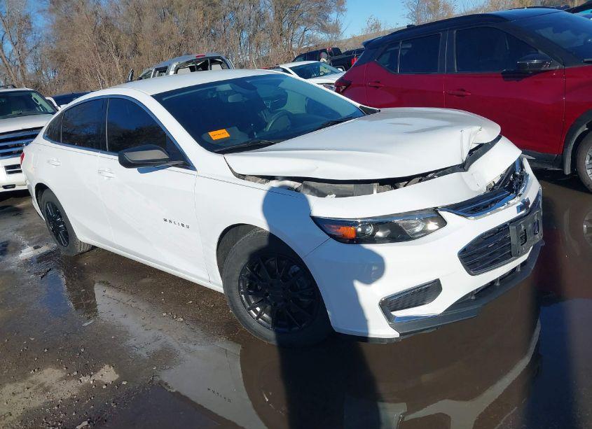 2017 Chevrolet Malibu LS (VIN 1G1ZB5ST8HF176561) main photo