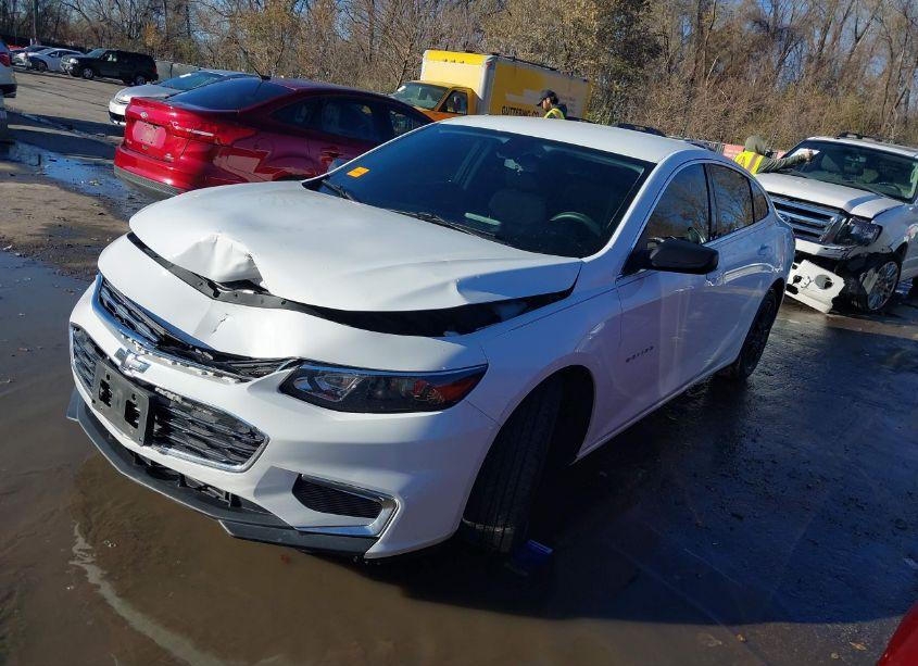 Photo 2 of 2017 Chevrolet Malibu LS (VIN 1G1ZB5ST8HF176561)