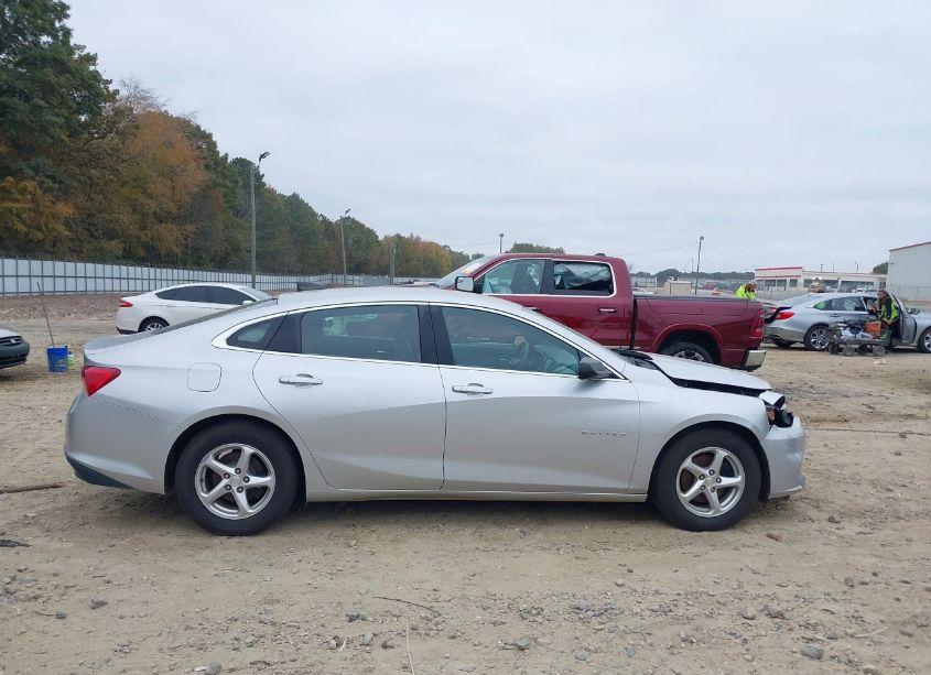 Photo 13 of 2017 Chevrolet Malibu LS (VIN 1G1ZB5ST8HF191352)