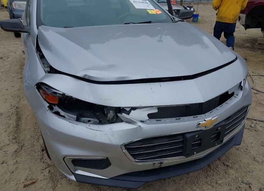 Photo 6 of 2017 Chevrolet Malibu LS (VIN 1G1ZB5ST8HF191352)