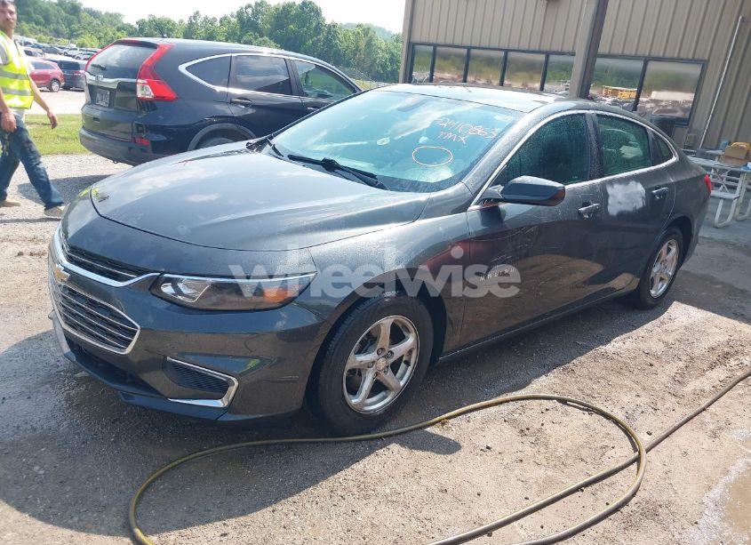 Photo 2 of 2017 Chevrolet Malibu LS (VIN 1G1ZB5ST8HF207310)