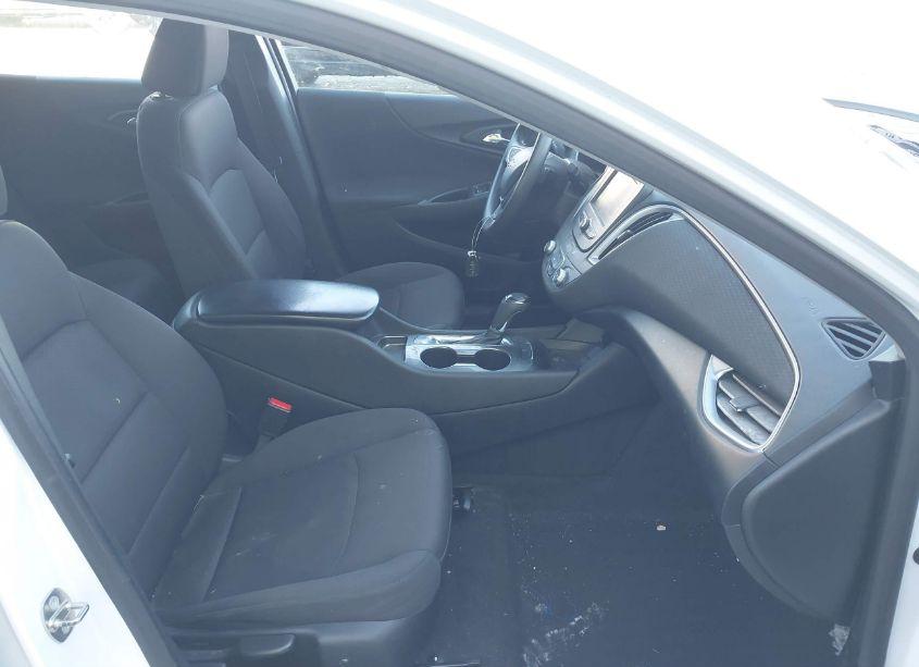 Photo 5 of 2017 Chevrolet Malibu LS (VIN 1G1ZB5ST8HF236046)