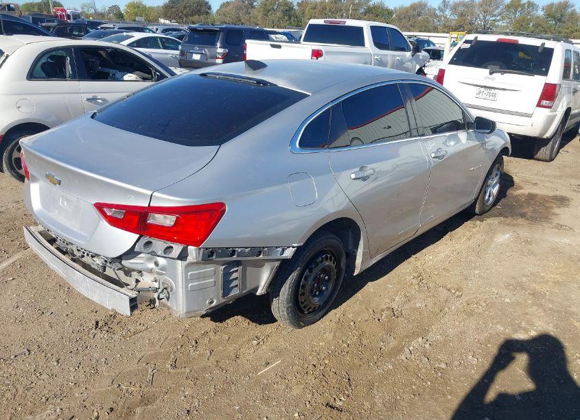 Photo 4 of 2017 Chevrolet Malibu LS (VIN 1G1ZB5ST8HF251064)