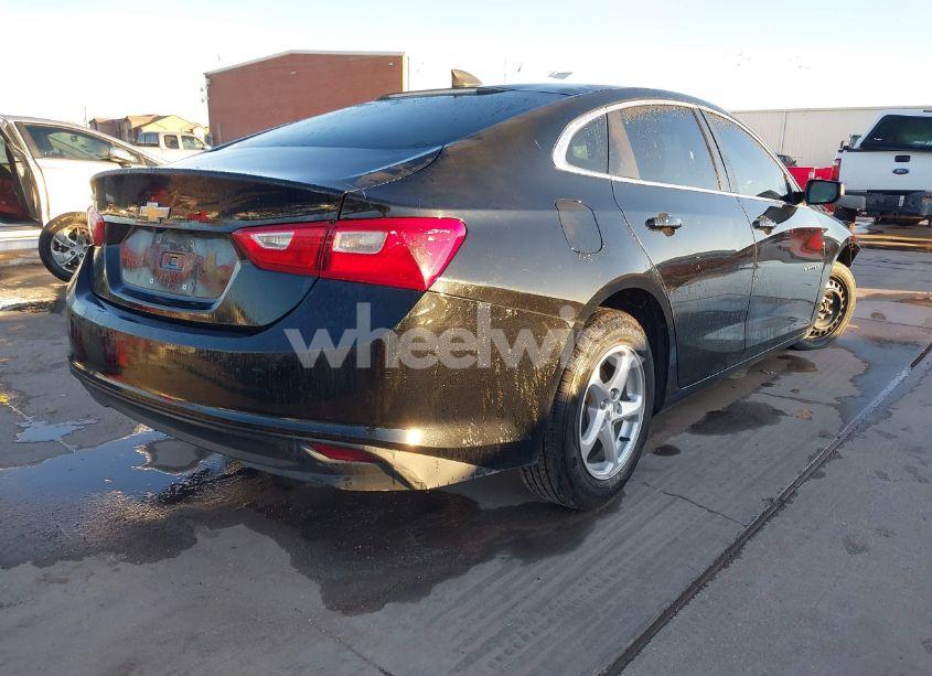 Photo 4 of 2017 Chevrolet Malibu LS (VIN 1G1ZB5ST8HF265241)