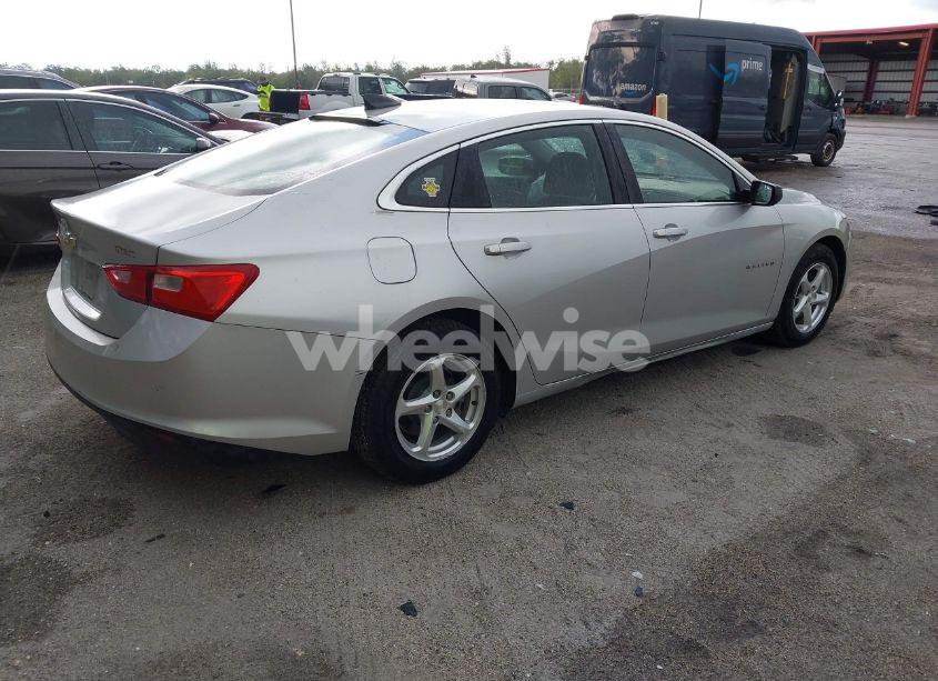 Photo 4 of 2017 Chevrolet Malibu LS (VIN 1G1ZB5ST8HF266955)