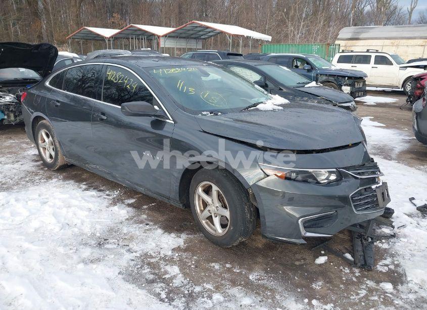 2017 Chevrolet Malibu LS (VIN 1G1ZB5ST8HF274053) main photo