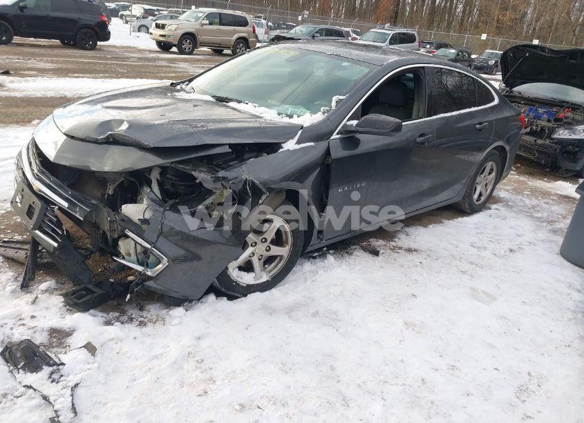 Photo 2 of 2017 Chevrolet Malibu LS (VIN 1G1ZB5ST8HF274053)