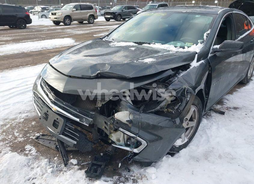 Photo 6 of 2017 Chevrolet Malibu LS (VIN 1G1ZB5ST8HF274053)