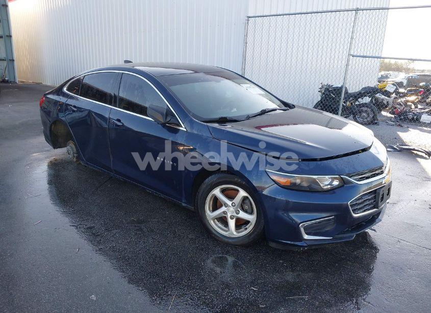2017 Chevrolet Malibu LS (VIN 1G1ZB5ST8HF275946) main photo