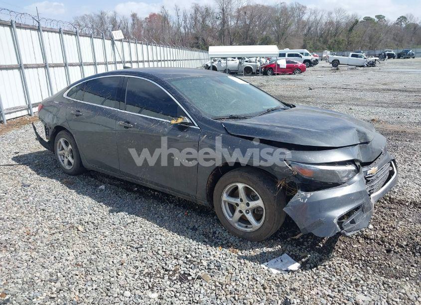 2018 Chevrolet Malibu 1LS (VIN 1G1ZB5ST8JF158390) main photo