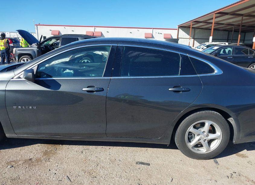Photo 14 of 2018 Chevrolet Malibu 1LS (VIN 1G1ZB5ST8JF166506)