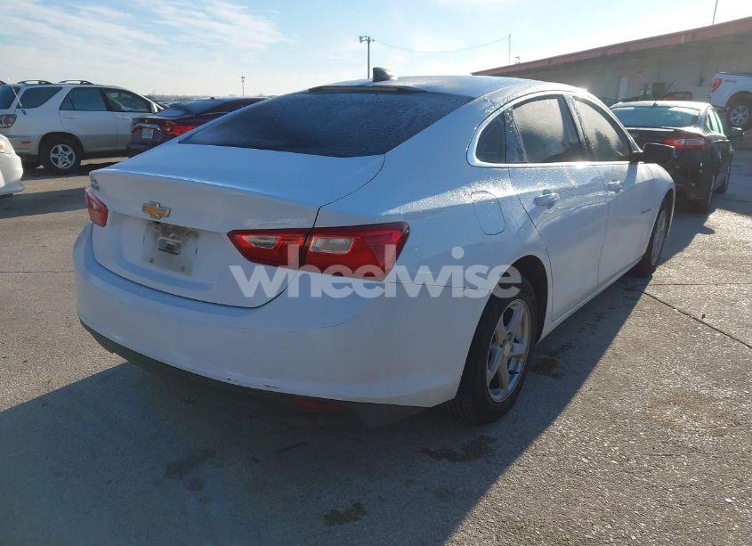 Photo 4 of 2018 Chevrolet Malibu 1LS (VIN 1G1ZB5ST8JF168417)