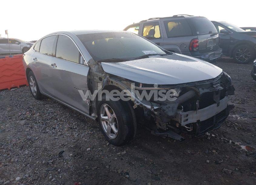 2018 Chevrolet Malibu 1LS (VIN 1G1ZB5ST8JF189820) main photo