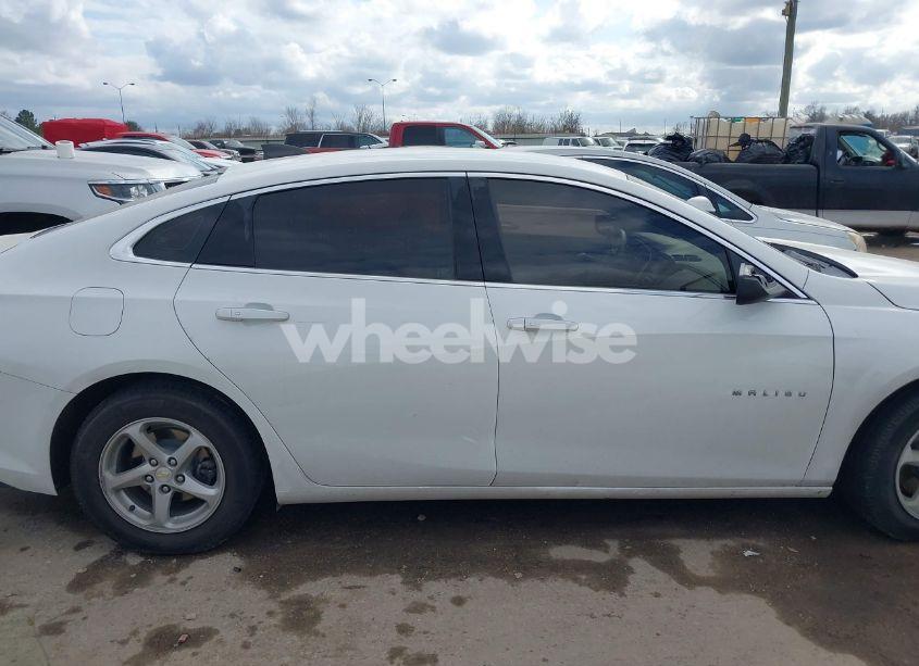 Photo 13 of 2018 Chevrolet Malibu 1LS (VIN 1G1ZB5ST8JF269652)