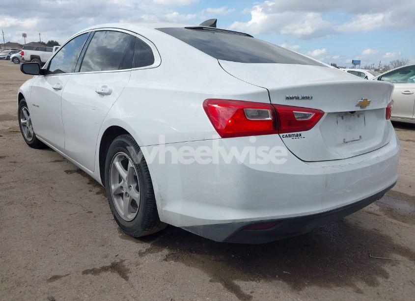 Photo 3 of 2018 Chevrolet Malibu 1LS (VIN 1G1ZB5ST8JF269652)