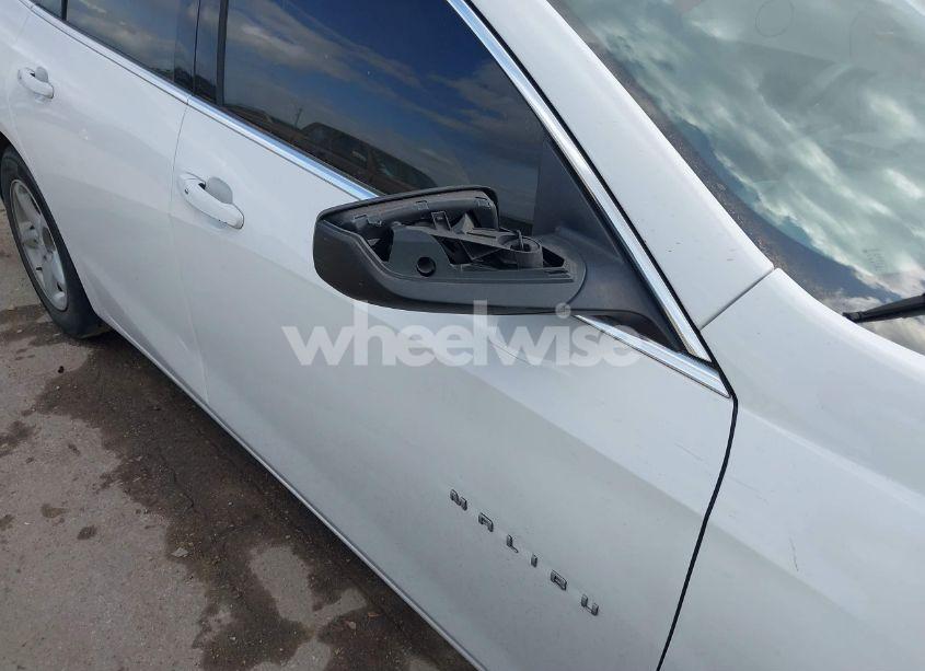 Photo 6 of 2018 Chevrolet Malibu 1LS (VIN 1G1ZB5ST8JF269652)