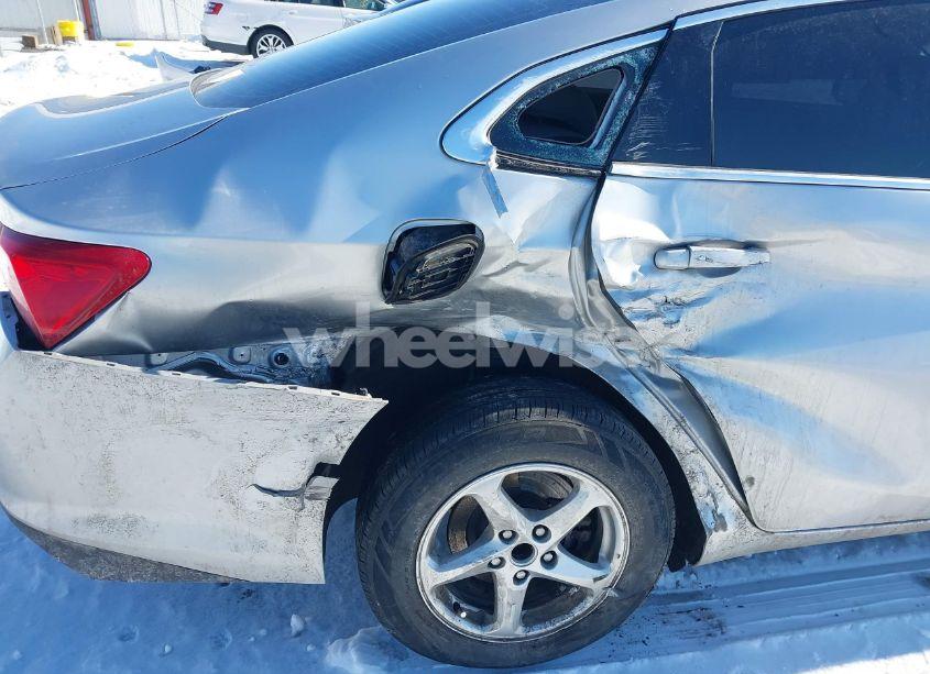 Photo 6 of 2018 Chevrolet Malibu 1LS (VIN 1G1ZB5ST8JF272079)