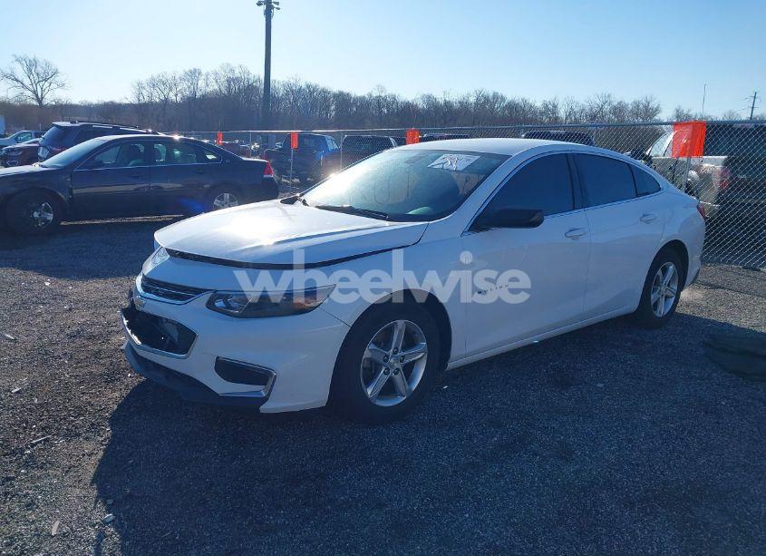 Photo 2 of 2018 Chevrolet Malibu 1LS (VIN 1G1ZB5ST8JF293613)