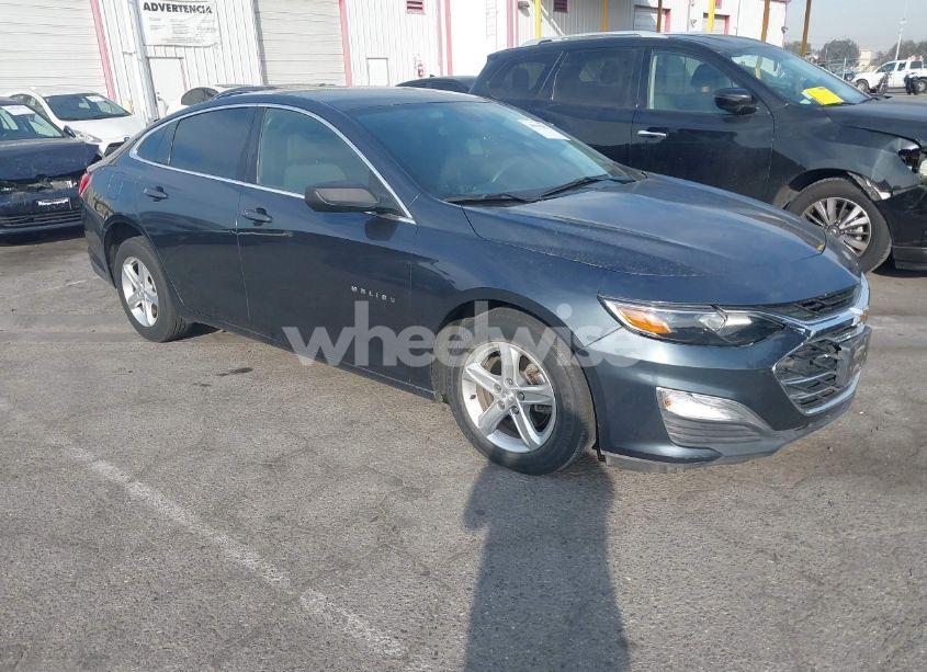 2019 Chevrolet Malibu 1LS (VIN 1G1ZB5ST8KF123950) main photo