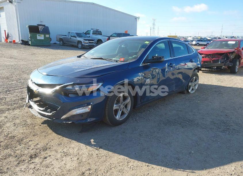 Photo 2 of 2019 Chevrolet Malibu 1LS (VIN 1G1ZB5ST8KF193822)