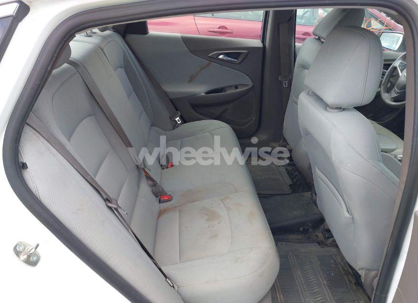 Photo 8 of 2019 Chevrolet Malibu 1LS (VIN 1G1ZB5ST8KF203815)