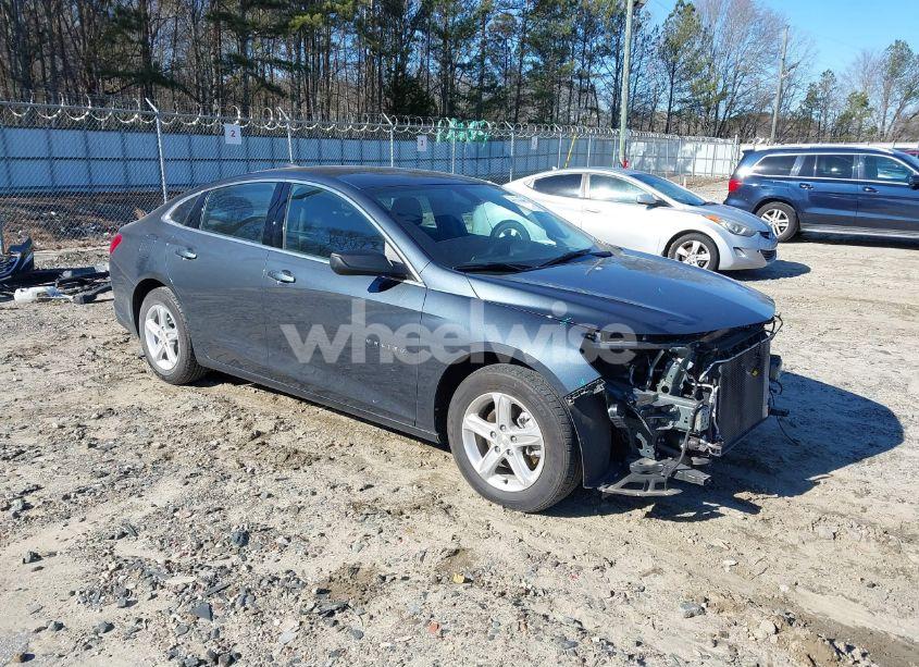 2020 Chevrolet Malibu FWD LS (VIN 1G1ZB5ST8LF138594) main photo