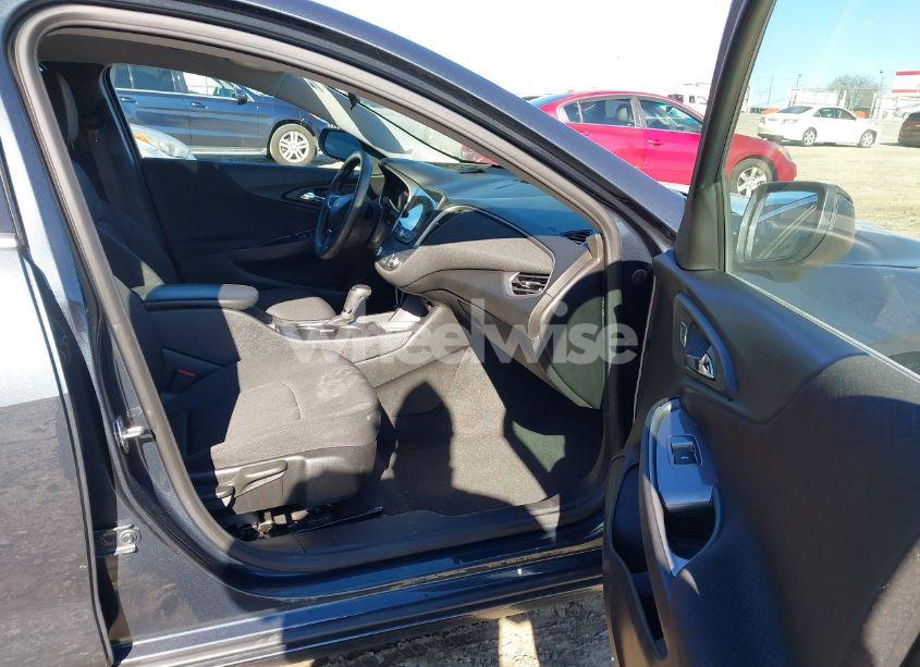 Photo 5 of 2020 Chevrolet Malibu FWD LS (VIN 1G1ZB5ST8LF138594)