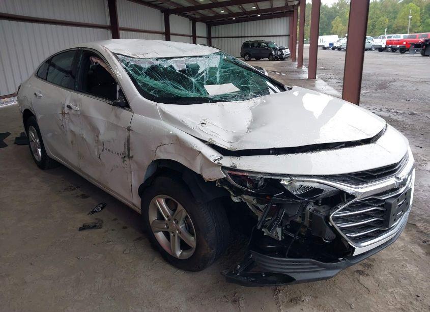 2021 Chevrolet Malibu FWD LS (VIN 1G1ZB5ST8MF086949) main photo
