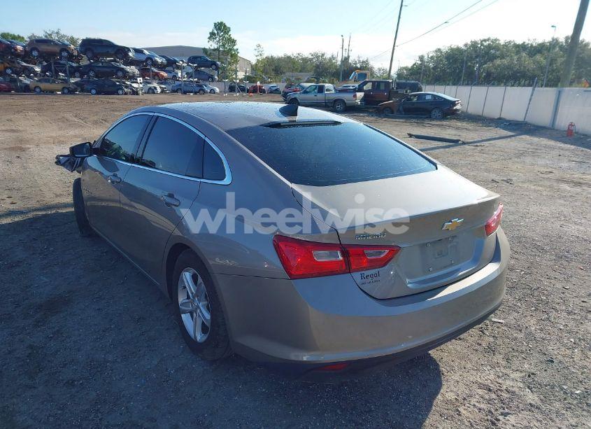 Photo 3 of 2022 Chevrolet Malibu (VIN 1G1ZB5ST8NF186292)