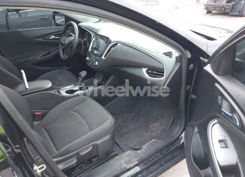 Photo 5 of 2023 Chevrolet Malibu LS (VIN 1G1ZB5ST8PF116679)