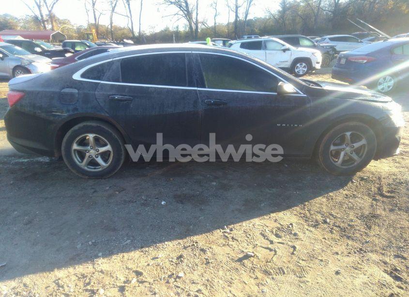 Photo 13 of 2016 Chevrolet Malibu LS (VIN 1G1ZB5ST9GF200655)