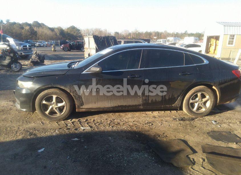 Photo 14 of 2016 Chevrolet Malibu LS (VIN 1G1ZB5ST9GF200655)