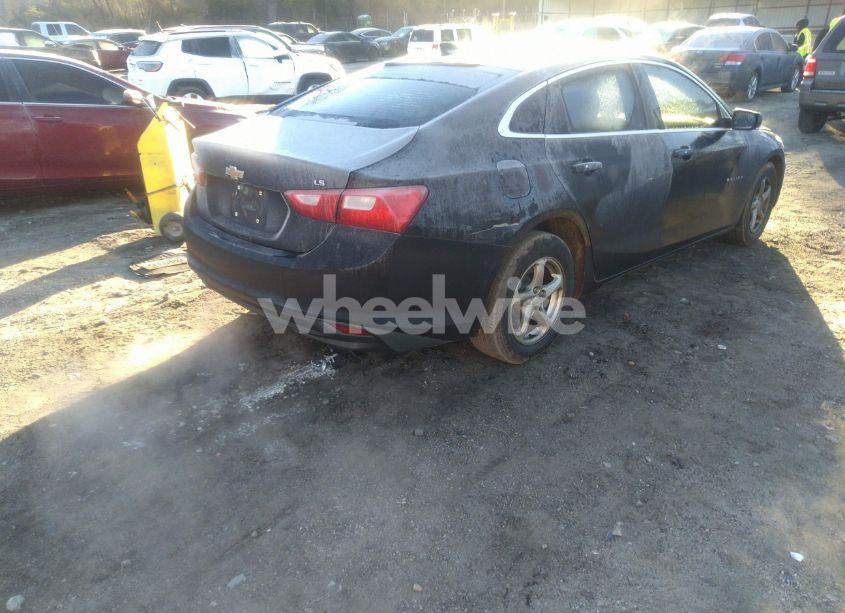Photo 4 of 2016 Chevrolet Malibu LS (VIN 1G1ZB5ST9GF200655)