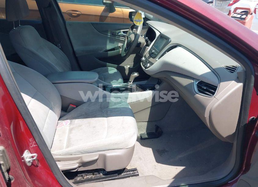 Photo 5 of 2016 Chevrolet Malibu LS (VIN 1G1ZB5ST9GF253095)