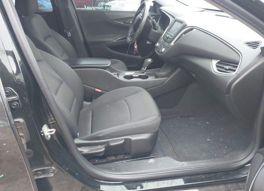 Photo 5 of 2016 Chevrolet Malibu LS (VIN 1G1ZB5ST9GF280247)