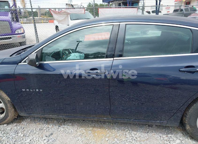 Photo 14 of 2016 Chevrolet Malibu LS (VIN 1G1ZB5ST9GF301758)