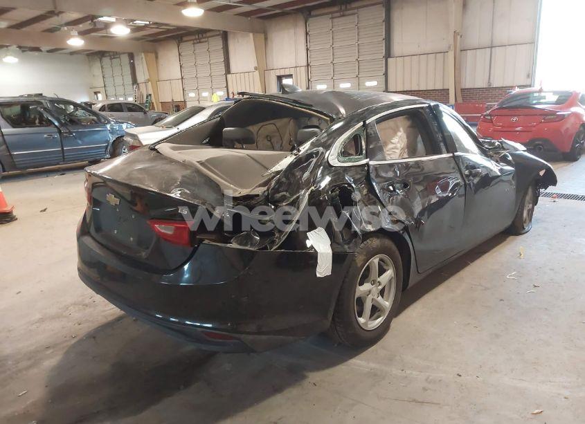 Photo 4 of 2016 Chevrolet Malibu LS (VIN 1G1ZB5ST9GF302070)