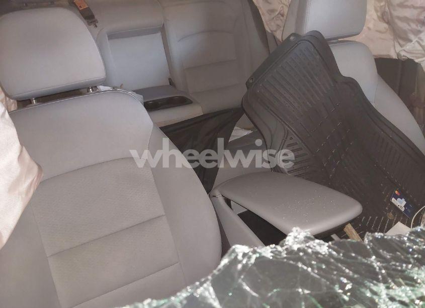 Photo 5 of 2016 Chevrolet Malibu LS (VIN 1G1ZB5ST9GF302070)