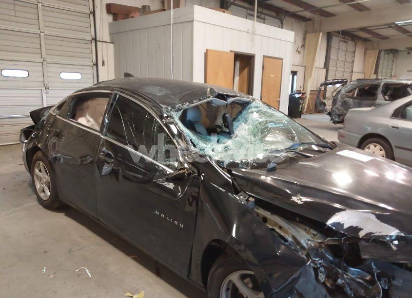 Photo 6 of 2016 Chevrolet Malibu LS (VIN 1G1ZB5ST9GF302070)