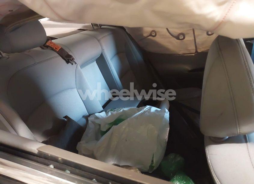 Photo 8 of 2016 Chevrolet Malibu LS (VIN 1G1ZB5ST9GF302070)