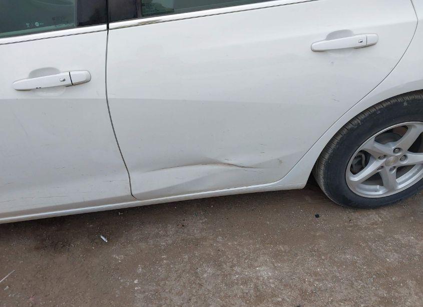 Photo 6 of 2017 Chevrolet Malibu LS (VIN 1G1ZB5ST9HF125800)