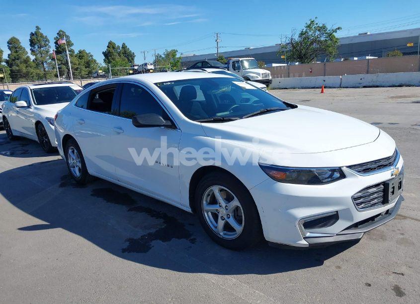 2017 Chevrolet Malibu LS (VIN 1G1ZB5ST9HF132813) main photo